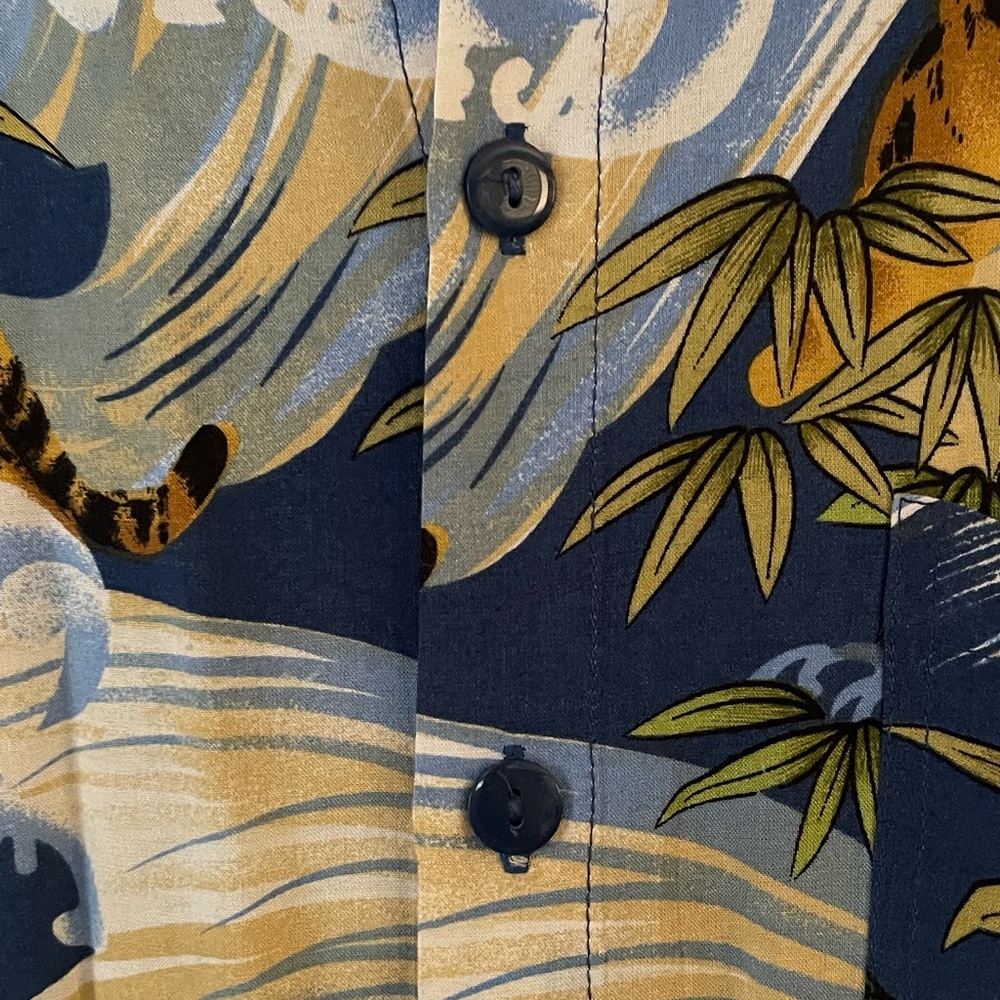 Tropical Tiger Print Casual Men’s Short Sleeve Shirt - Picture 5 of 7
